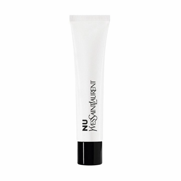 A PRIMING MOISTURIZER TO ACHIEVE A GLOWY SKIN LOOK WITH OR WITHOUT MAKEUP.
