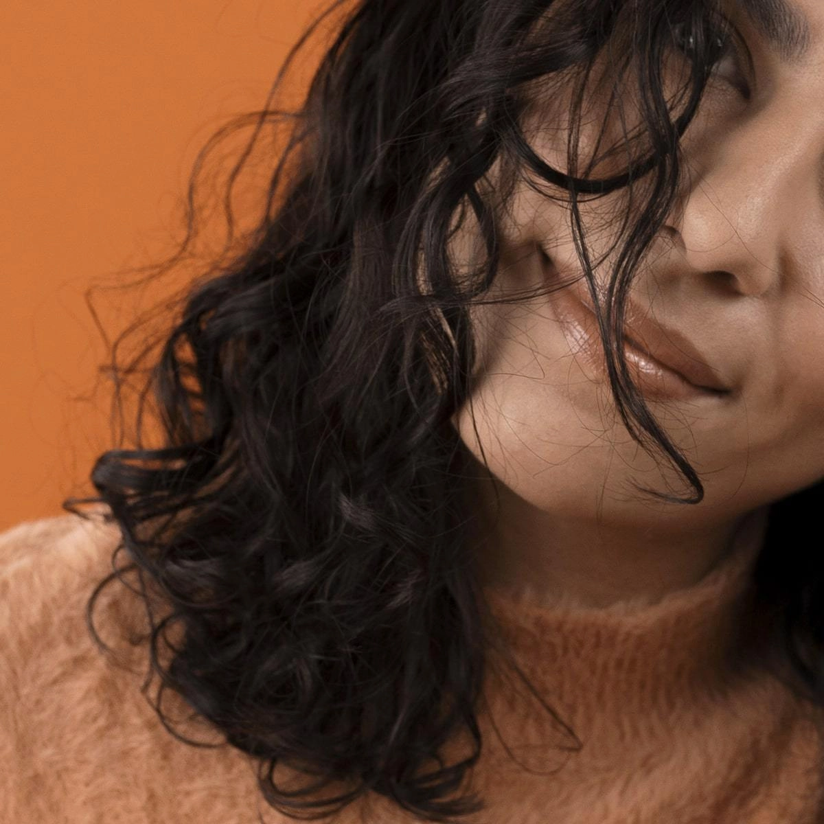 Amplifying conditioner for curly hair : SUPER LEAVES™