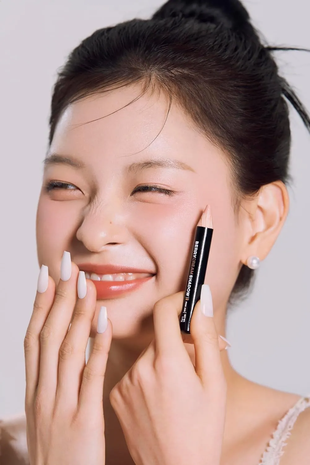 Berry Cream Shadows Pencil 1.41g/0.049 oz Shining Pearl Eyeshadow Stick & Eyeliner Pencil Eye Shadow Cream Shimmer Glitter Highlighter Long Lasting Formula K-BEAUTY (No. 1 Pink Ade)