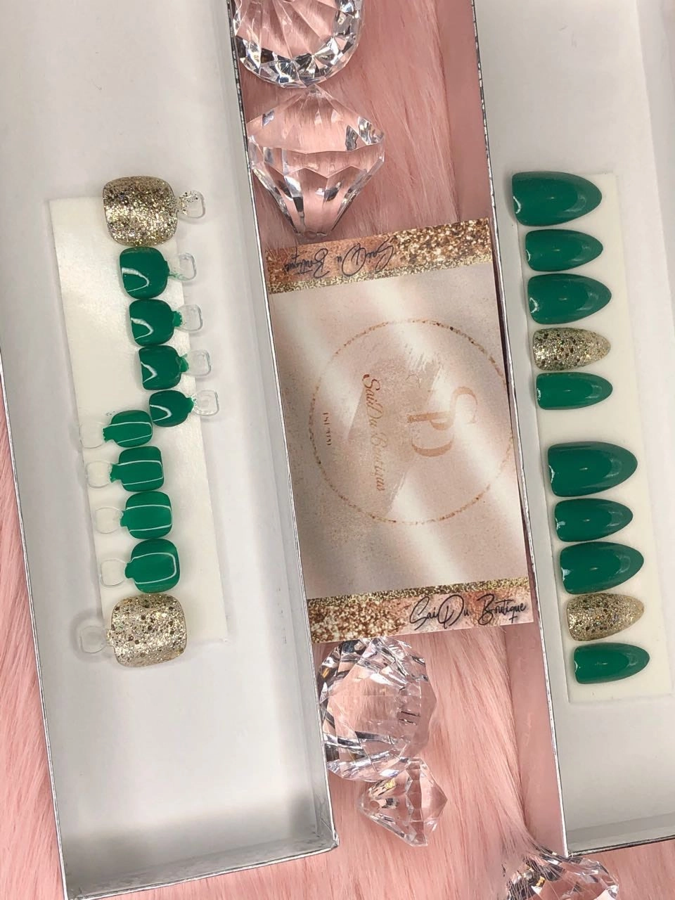 Emerald Bae ✨🍾