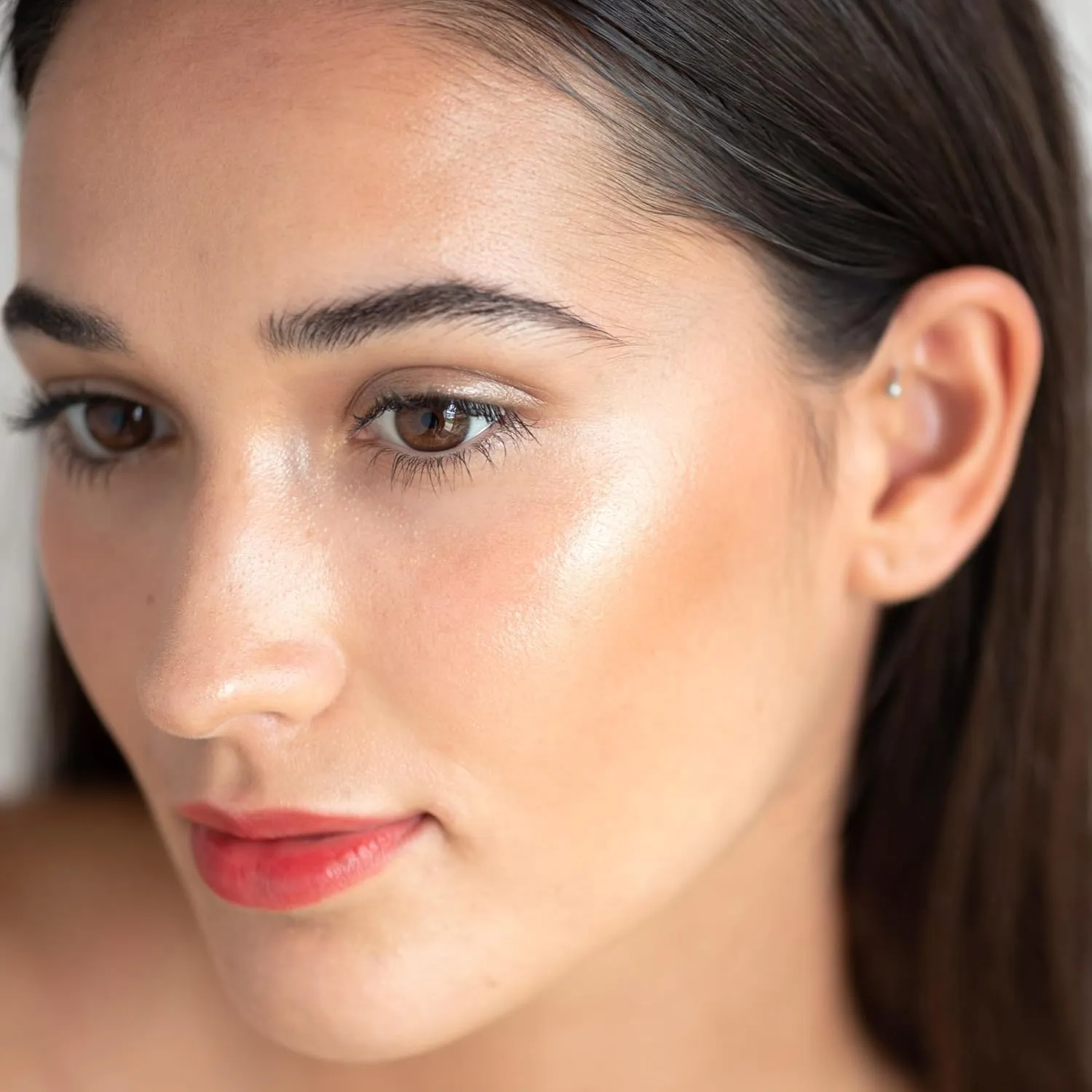 Ere Perez - Natural Vanilla Highlighter Balm | Creamy, Dewy Finish, Easy To Blend, Sensitive Skin Safe | Vitamin E | Vegan, Cruelty-Free, Clean Beauty (Sun Halo)