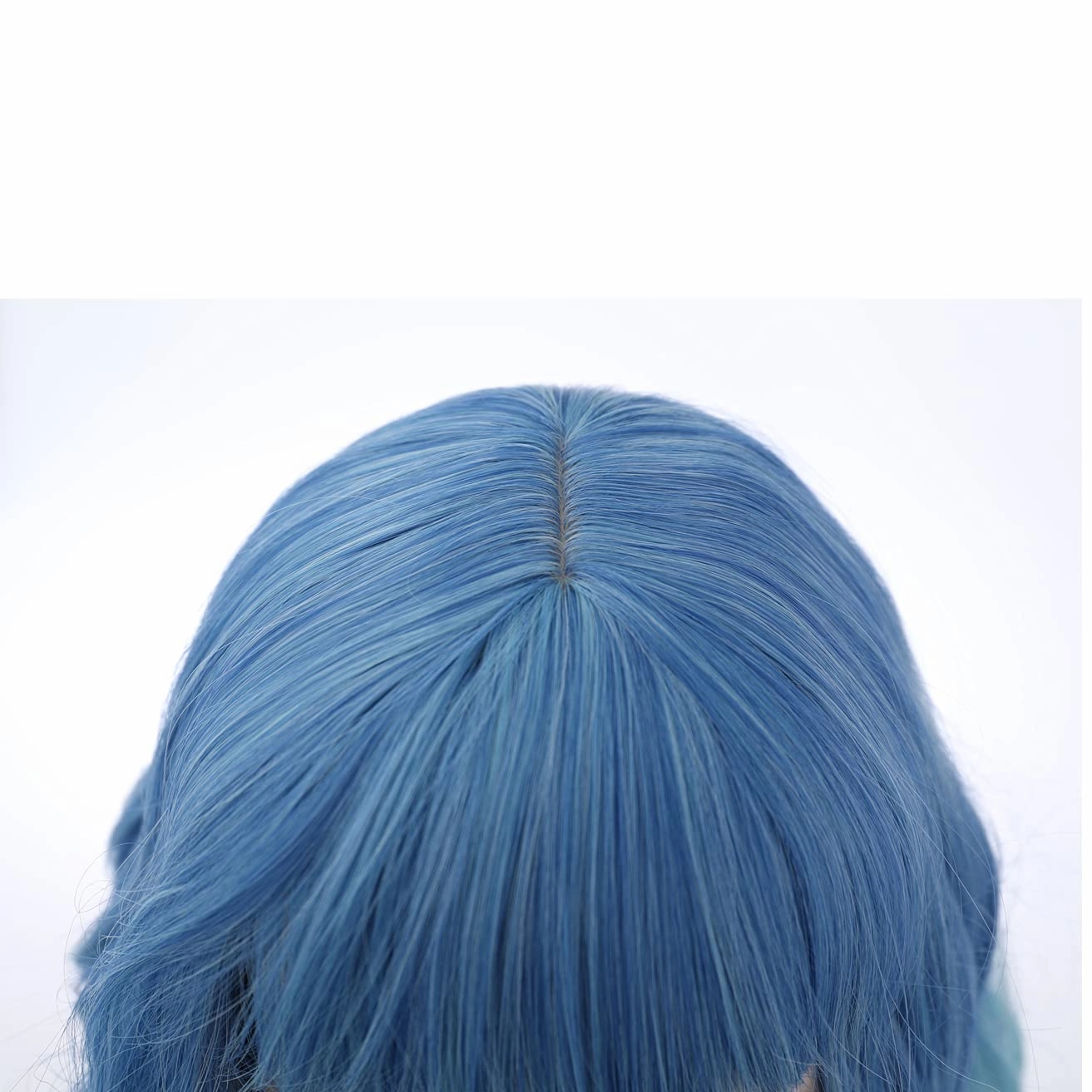 incohair Blue Ombre Wigs for Women 14 Inches Short Blue Wavy Wig With Bangs Short Wigs for Cosplay Party Daily Wigs Wig Cap Included