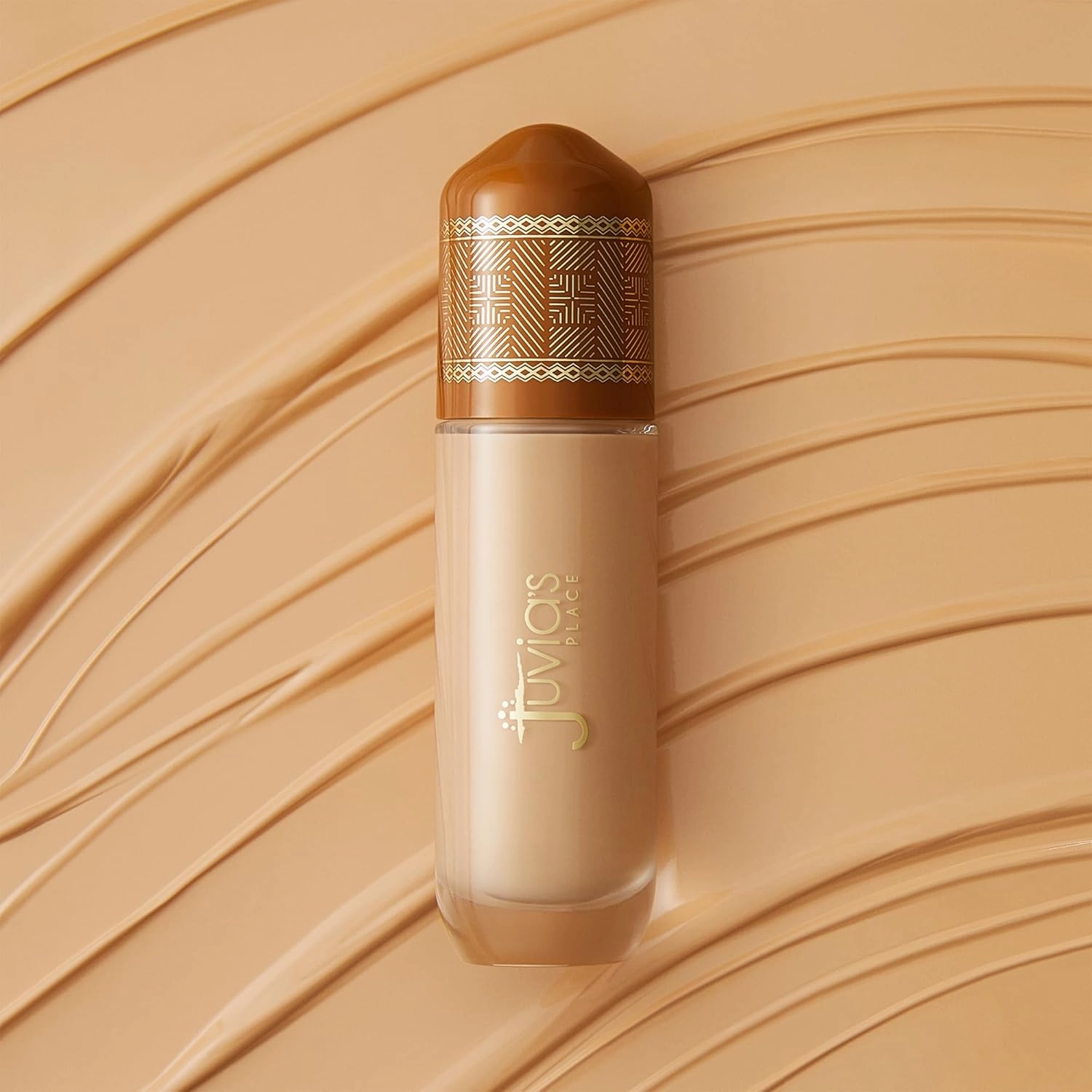 Juvia's Place I Am Magic Radiance Booster - Shade Medium 6 (Giza) - Flawless Effect for Glam Makeup - Blurs, Smooths & Illuminates Complexion - Glow Activator with Buildable Low to Medium Coverage