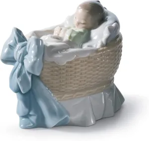 LLADRÓ Baby Figure A New Treasure Boy in Glossy Porcelain. Decorative Figure of a Sleeping Child in his Crib.