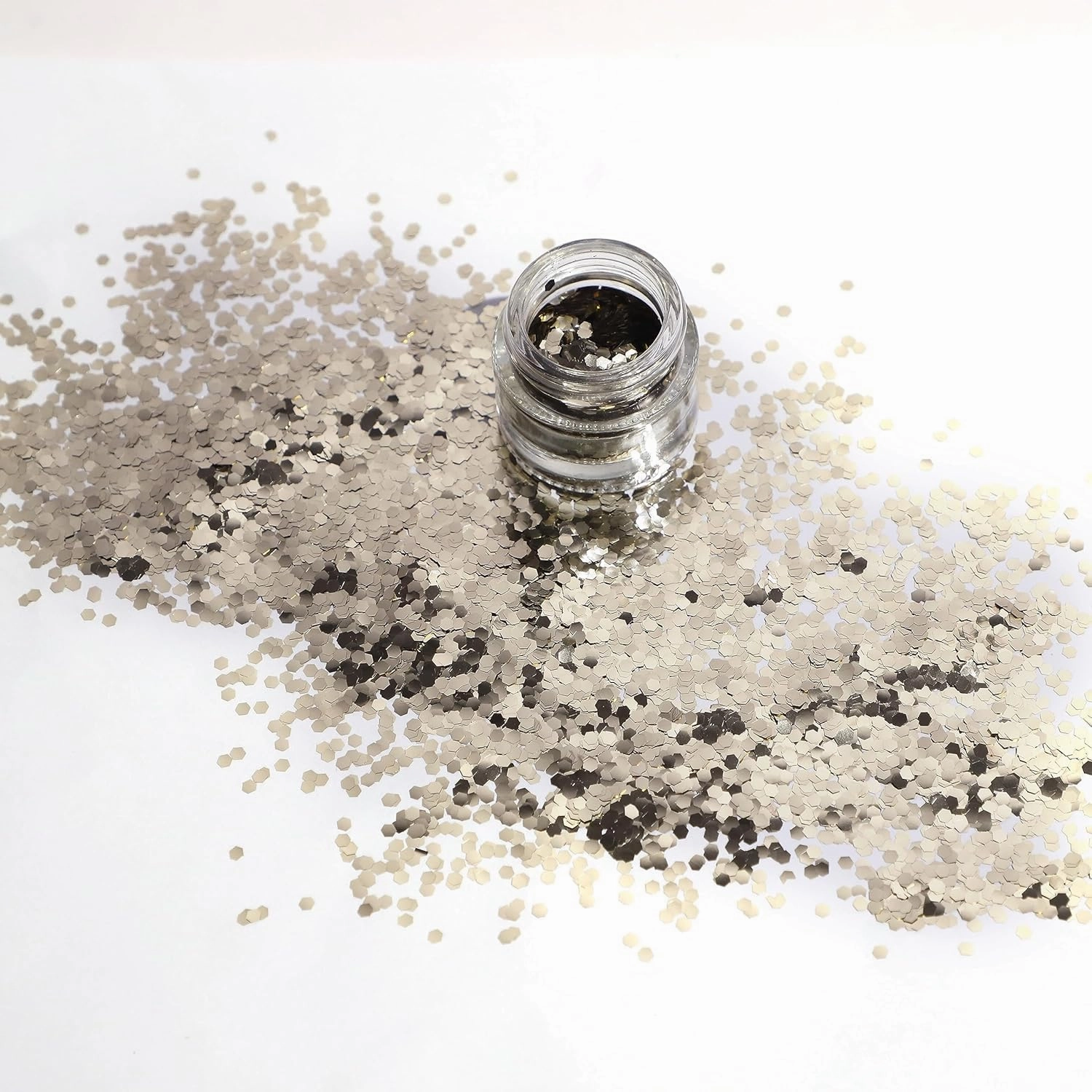 Loose Glitter Eyeshadow powder shiny Glitter | Loose Glitter Eyeshadow For Eye Makeup | Highly Pigmented Eyeshadow With Radiant Shimmer (Origin)