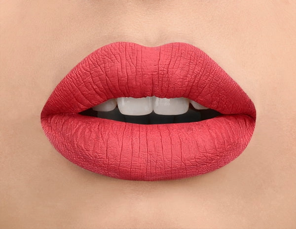 Matte Liquid Lipstick - Naughty