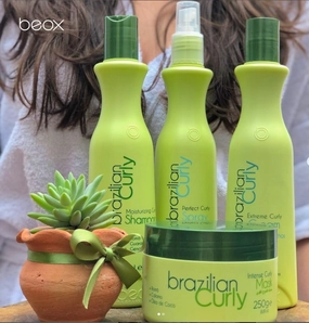 Moisturizing Curly Shampoo 300ml - Smooth Cleansing, Frizz Reduction, Enhanced Curl Definition, Natural Extracts, Silky and Manageable Hair