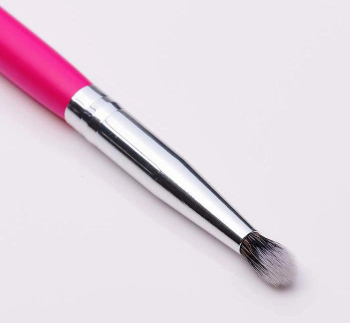 PC38 FLUFFY PENCIL BRUSH