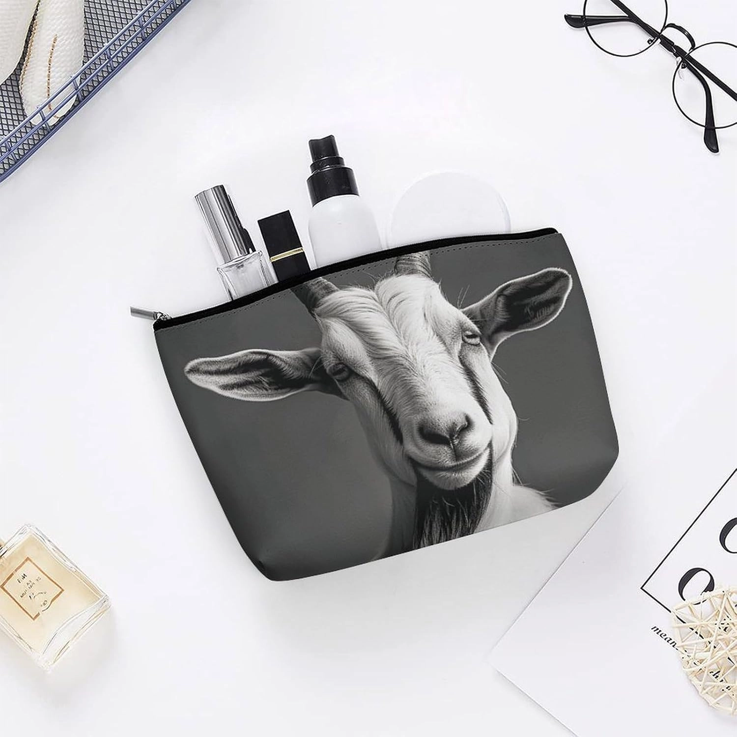 Portable Small Cosmetic Bag Cute Travel Makeup Bag Black And White Goat Waterproof Toiletry Bag for Women