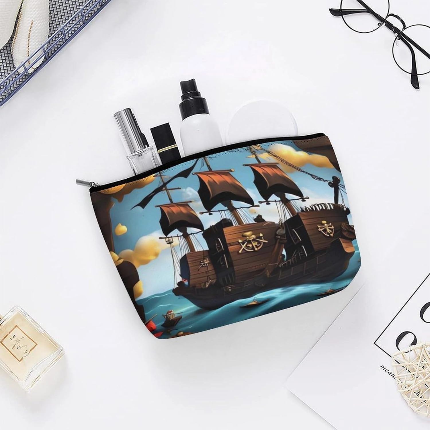 Portable Small Cosmetic Bag Cute Travel Makeup Bag Cartoon Ship Waterproof Toiletry Bag for Women