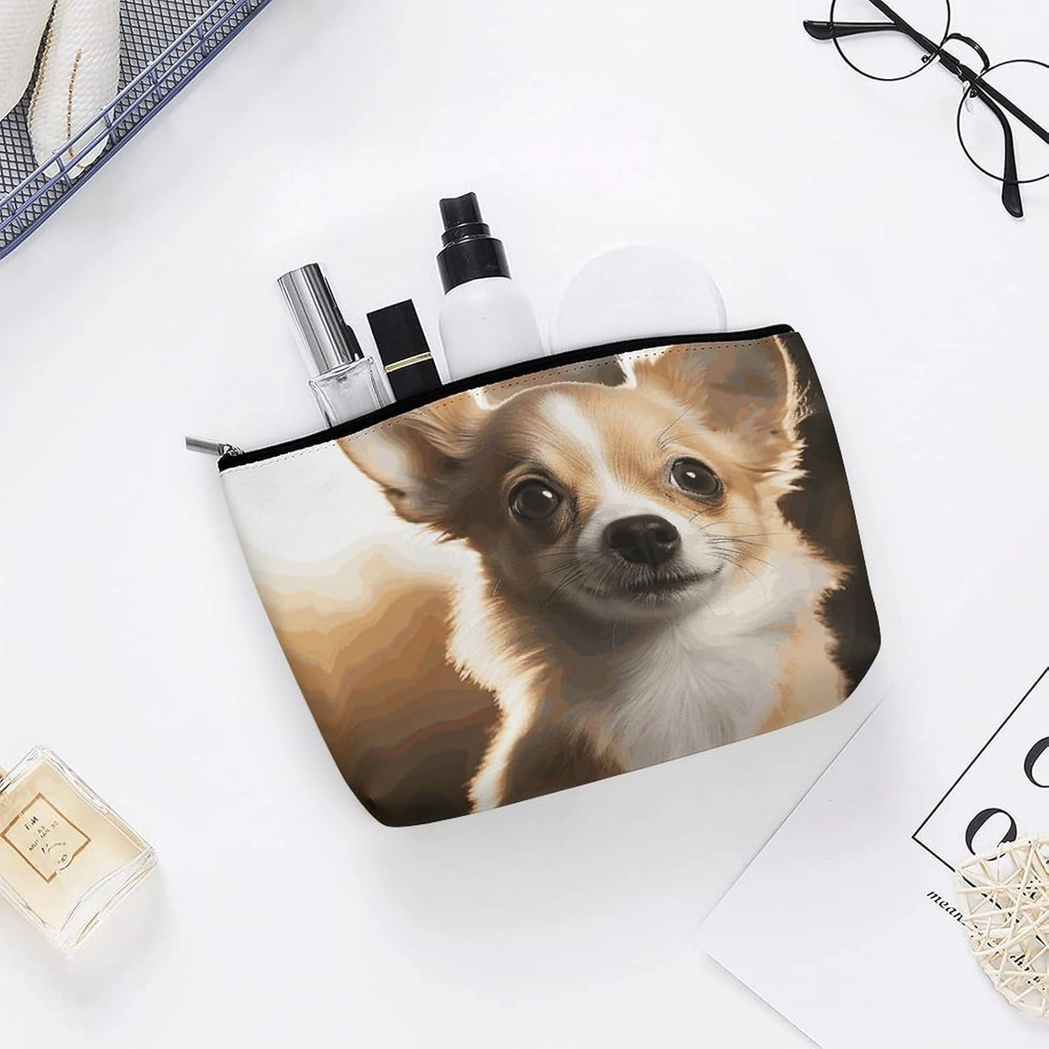 Portable Small Cosmetic Bag Cute Travel Makeup Bag Cute Chihuahua Waterproof Toiletry Bag for Women