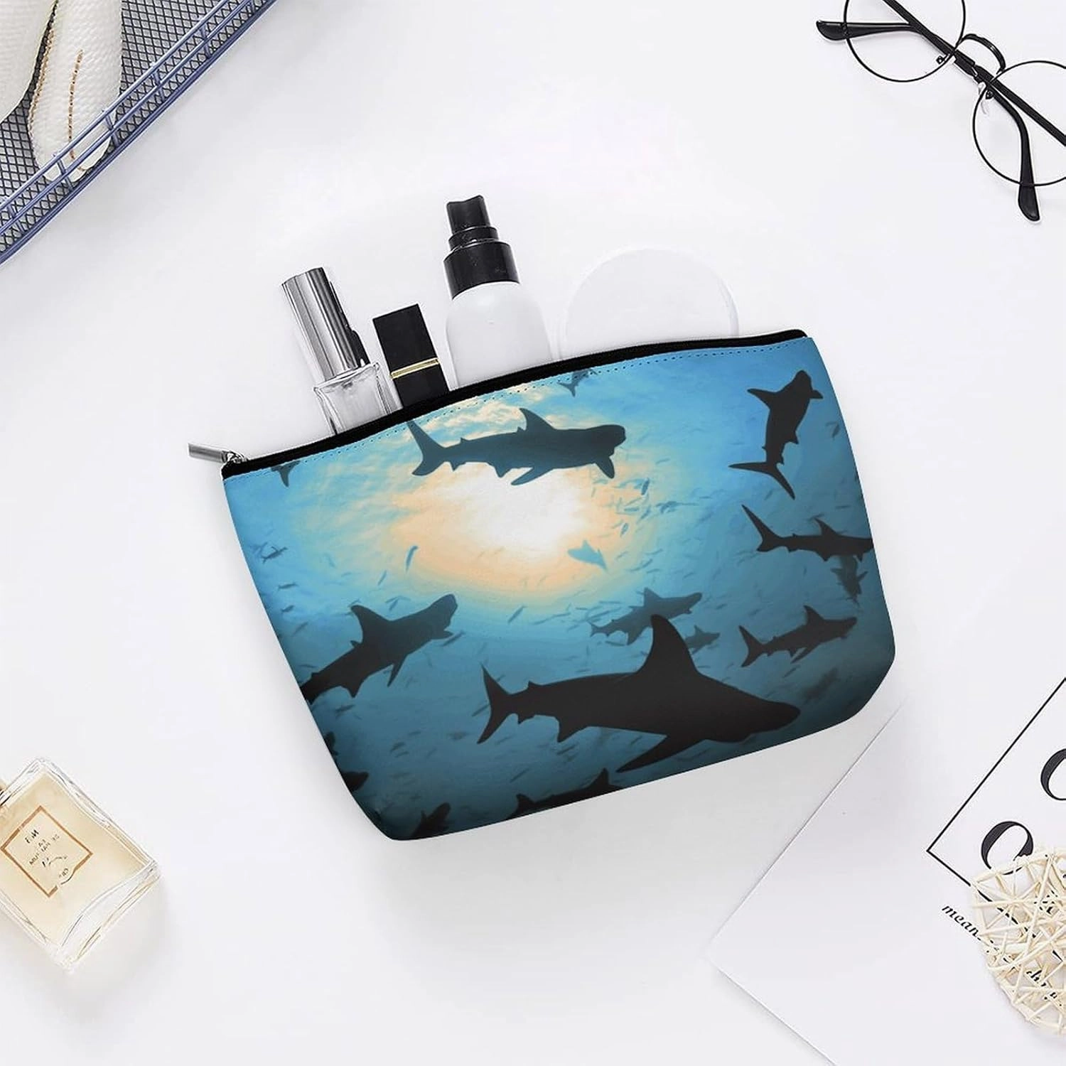 Portable Small Cosmetic Bag Cute Travel Makeup Bag Hammerhead Sharks Waterproof Toiletry Bag for Women