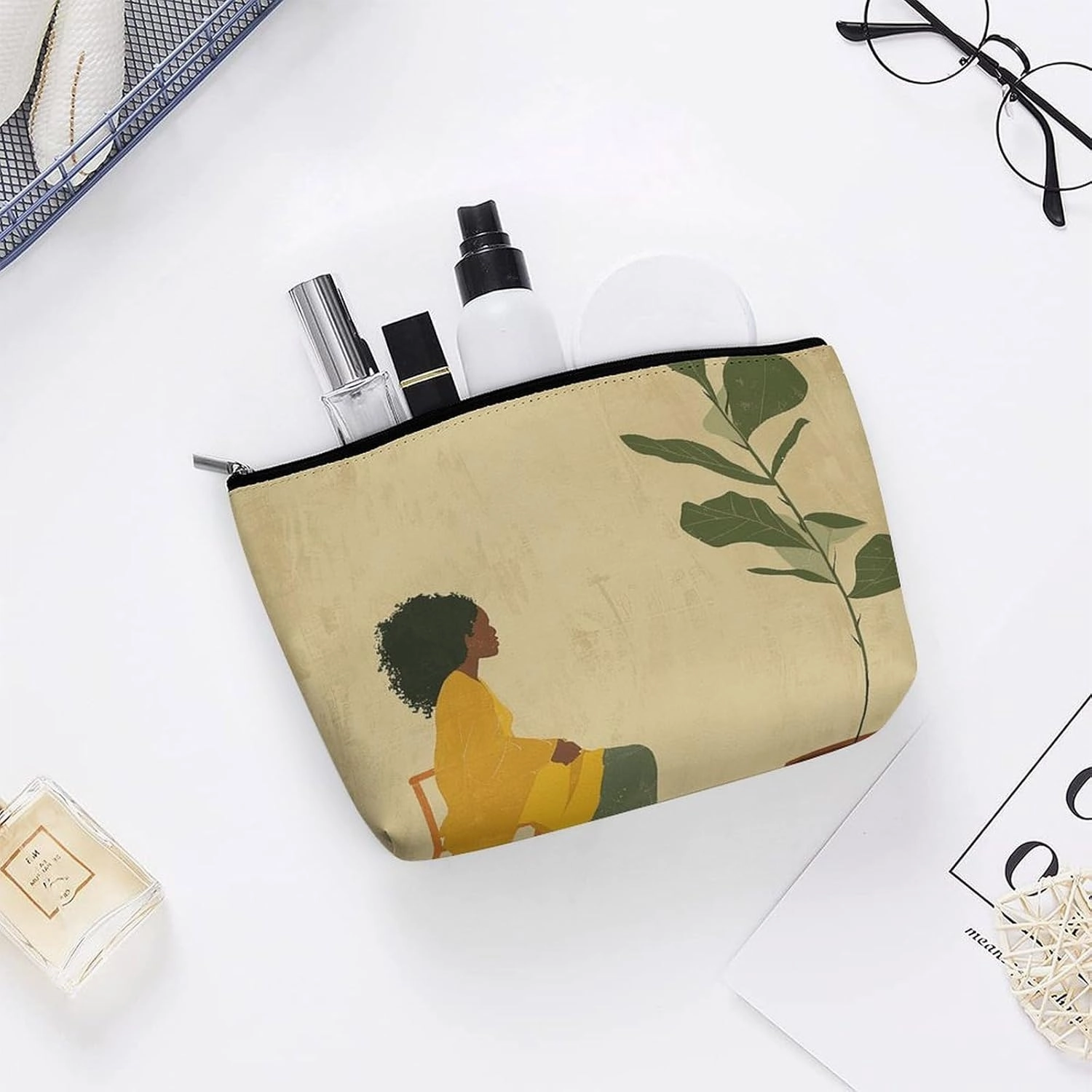 Portable Small Cosmetic Bag Cute Travel Makeup Bag Potted Plant And Woman Waterproof Toiletry Bag for Women