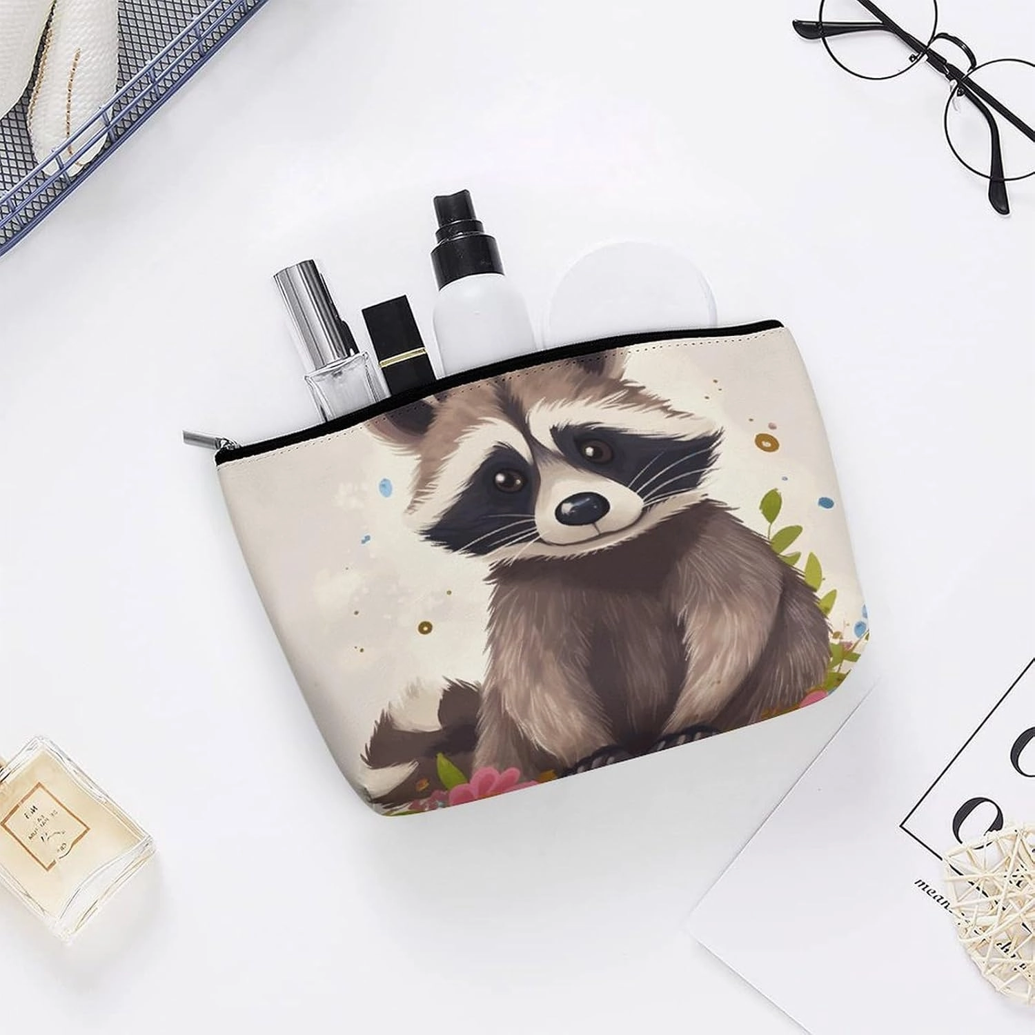 Portable Small Cosmetic Bag Cute Travel Makeup Bag Raccoon Waterproof Toiletry Bag for Women
