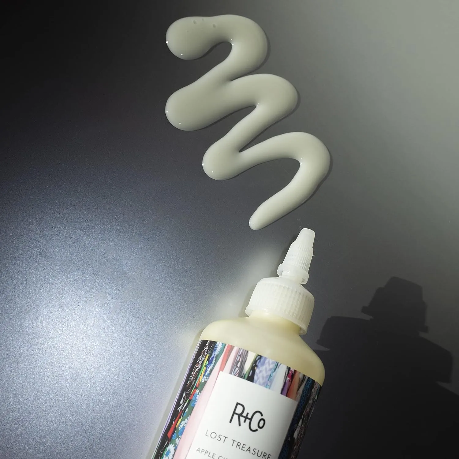 R Co Lost Treasure Apple Cider Vinegar Conditioner 177 ml / 6 oz