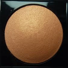 Sexy Sparkles Maybelline Blush 215 Golden Fuse