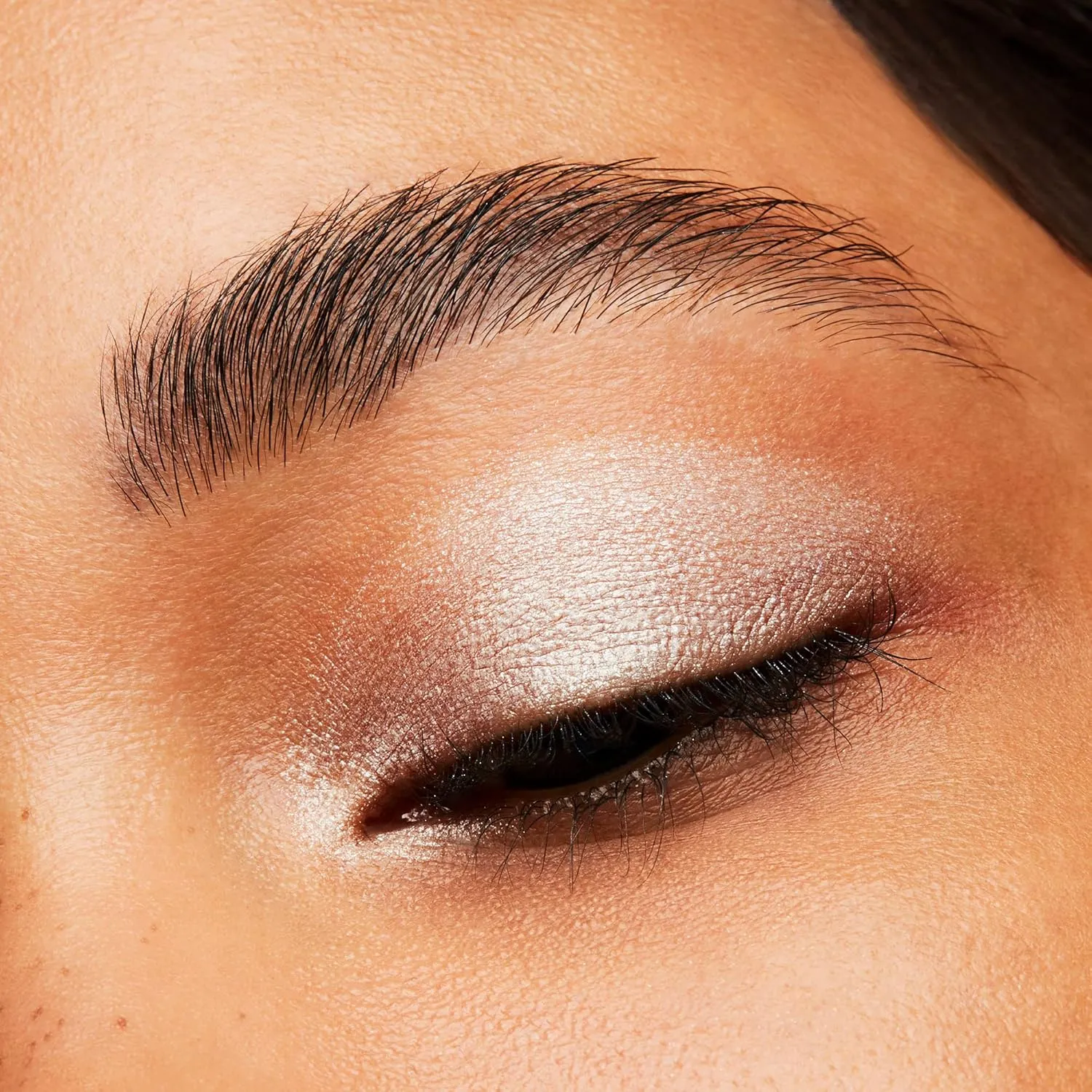 Shiseido POP PowderGel Eye Shadow - Weightless, Blendable Eyeshadow for Long-Lasting Eye Looks - Waterproof & Crease Resistant