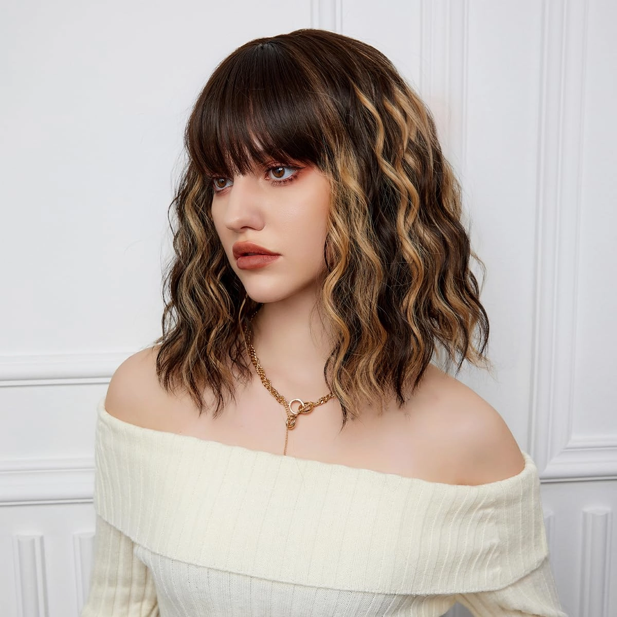 Short Bob Wig Brown Mixed Blonde Wig Short Curly Wavy Wigs With Bangs for Women Bob wig Heat Resistant Synthetic Hair Wigs for Daily Use Cosplay Wig With wig Cap