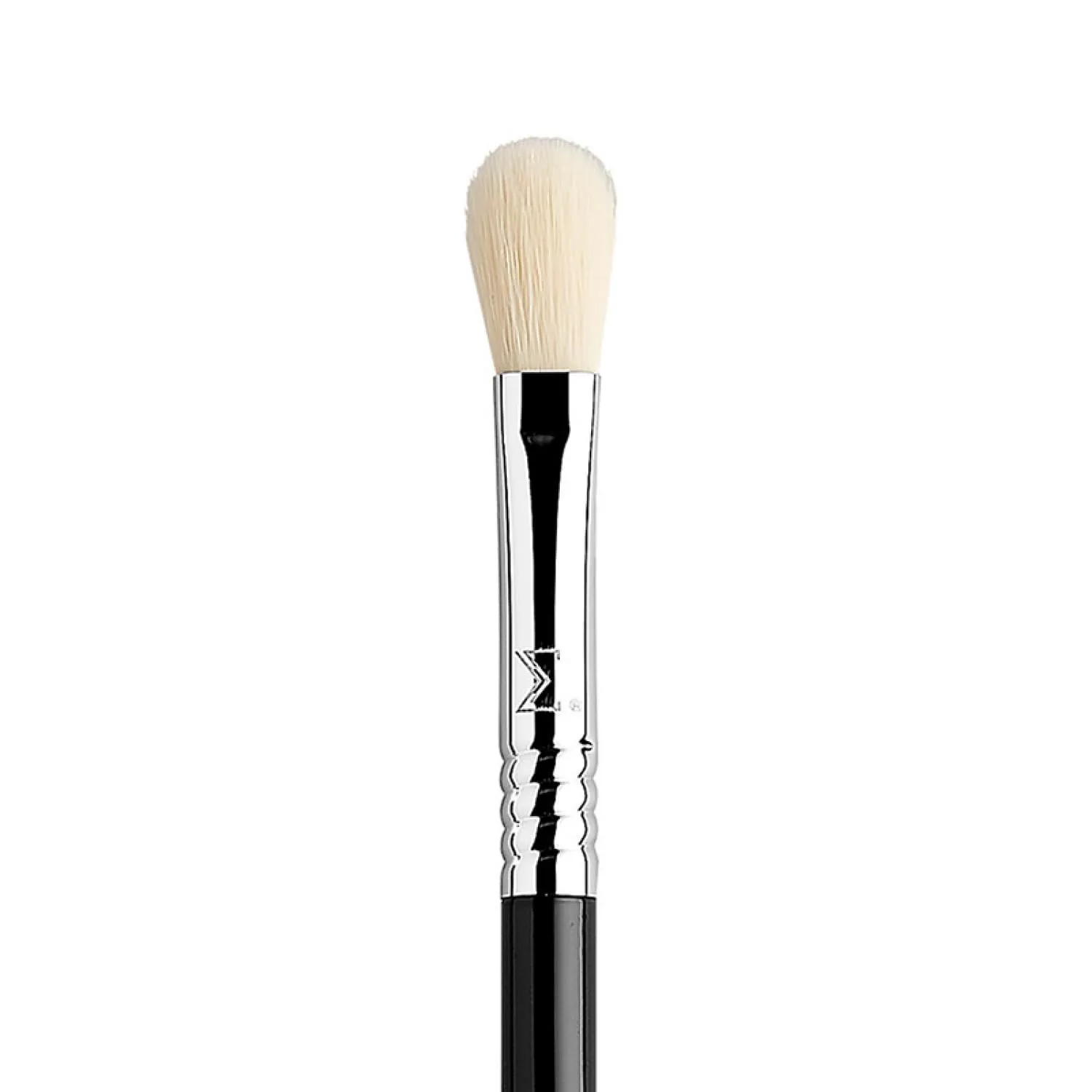Sigma Beauty Professional E25 Max Eyeshadow Blending Brush – Professional Eyeshadow Brush for Seamless Eyeshadow Blending, Softens Dramatic Edges & Harsh Lines for a Well Blended Effect (1 Brush)